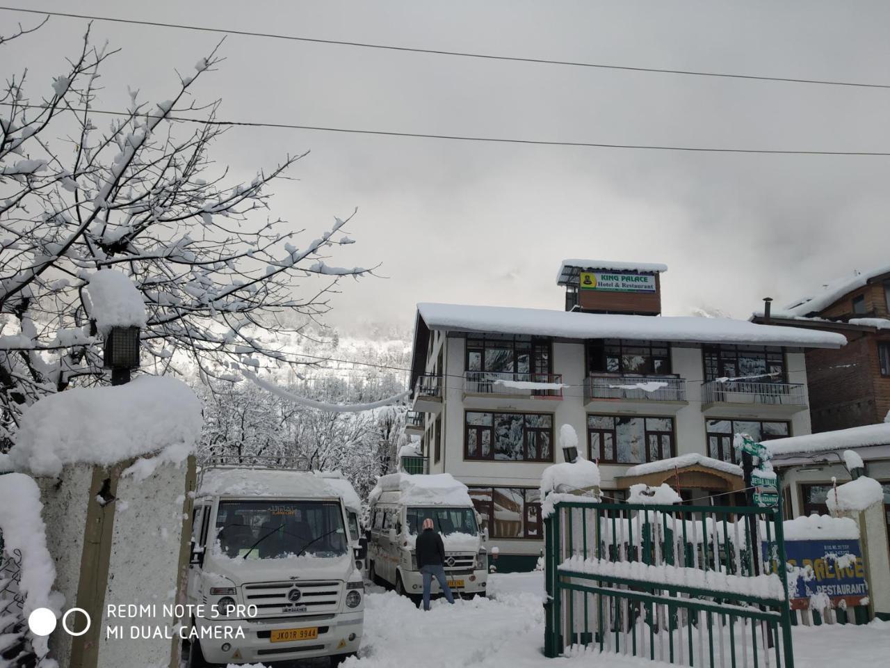 Hotel King Palace Pahalgām Exteriér fotografie