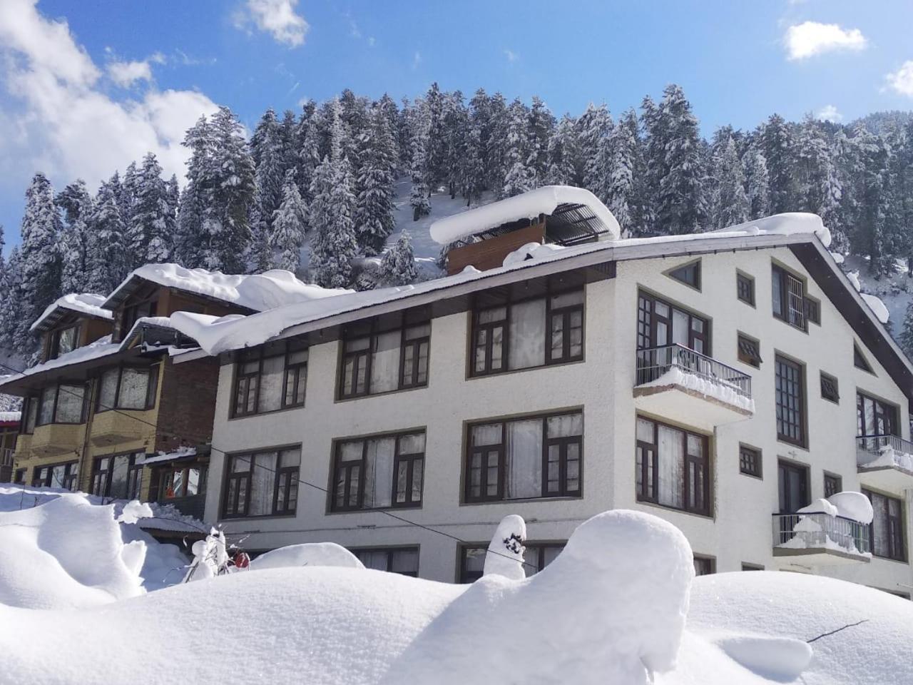 Hotel King Palace Pahalgām Exteriér fotografie